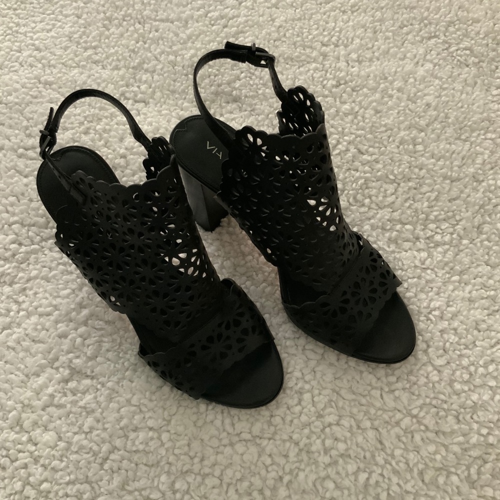 VIA SPIGA BLACK SLINGBACK PEEP TOE HEELS